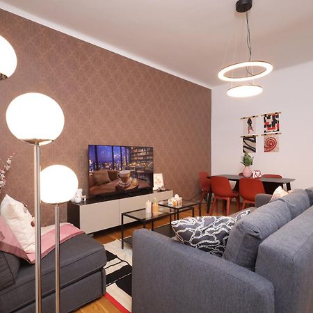Ruby Holiday Home With Patio Vienna Esterno foto